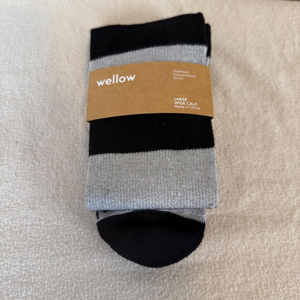 Wellow Compression Socks Large Wide Calf Black Grey Striped 18-25 mmHg WRB-BO-LR